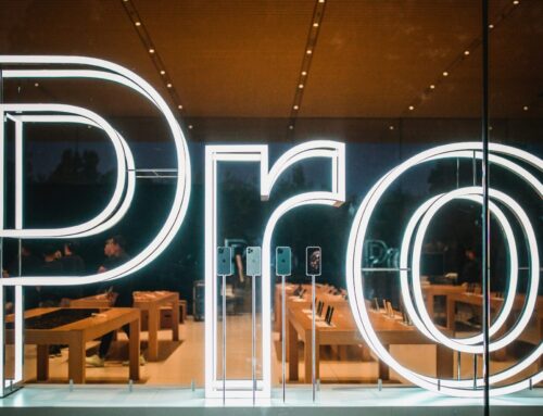 意外な発見！ iPhone Proユーザーの方が、ベース機種ユーザーよりも早く買い替えをする傾向に！